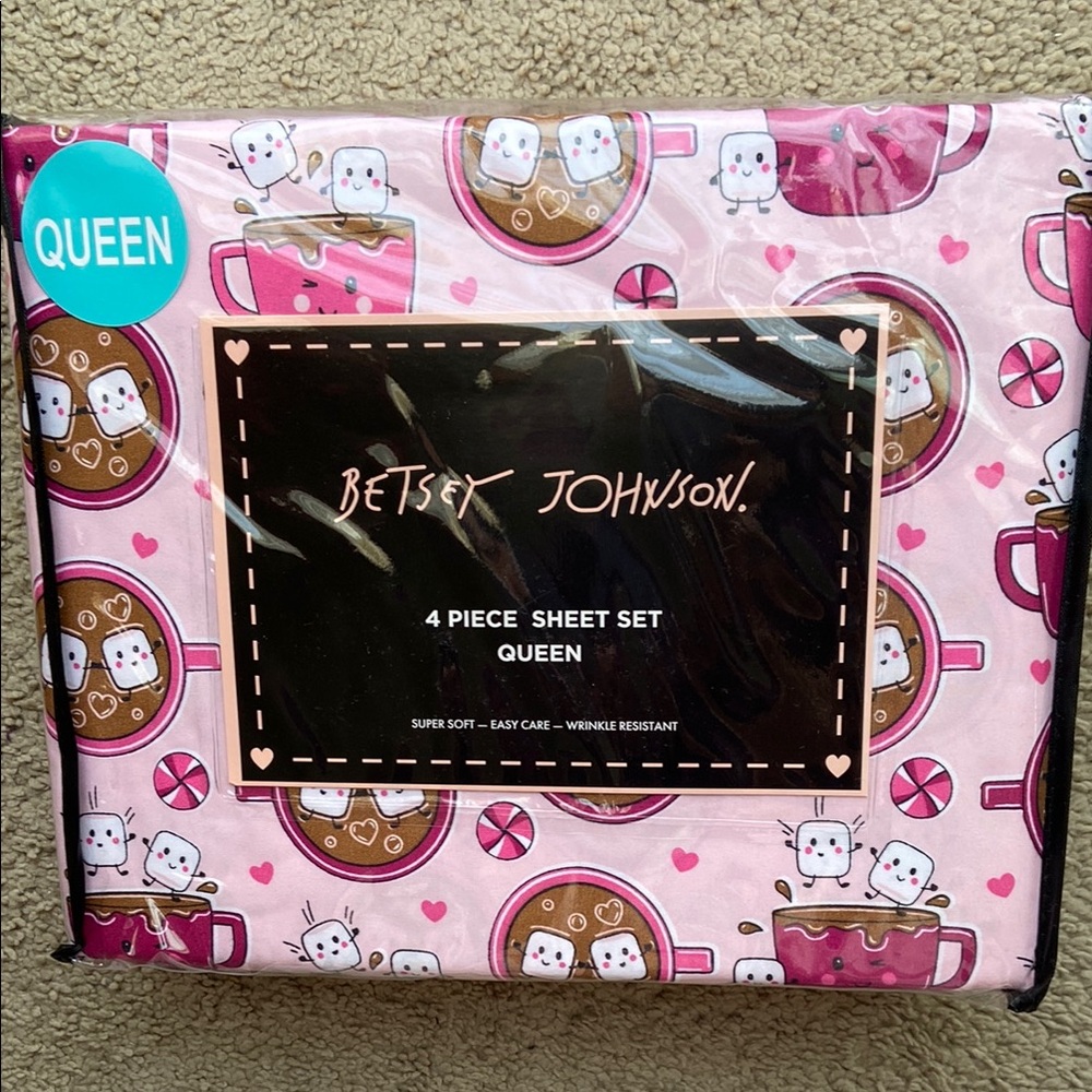Betsey Johnson Pink Marshmallow Queen Sheet Set